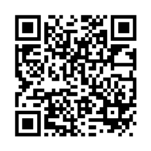 带着丑跟着我们一同前去比赛地点二维码生成