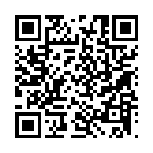 带着白振东直接去了宝丽商场的八楼二维码生成