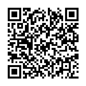 常雨泽刚开始给她的工资是包吃住每月一千三百元二维码生成