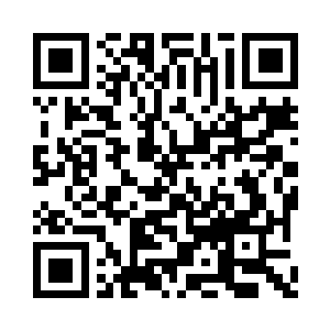 年欣然拿过纸巾擦拭着自己的白裙子上的污迹二维码生成