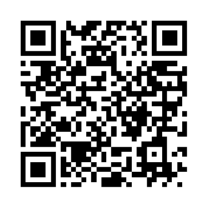 年轻漂亮的妈妈桑还得不断过来敬酒二维码生成