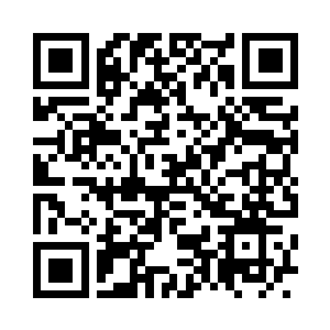 年轻男子恭恭敬敬的向孙子轩行礼道二维码生成