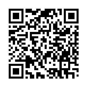 年轻的男女战士们全都从堡垒中冲了出来二维码生成