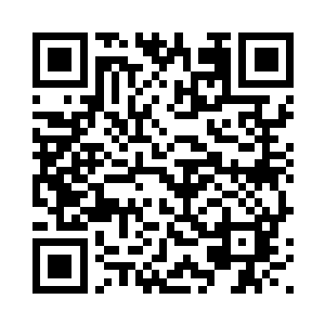 并且一尾巴就扫向了其中一枚星辰二维码生成