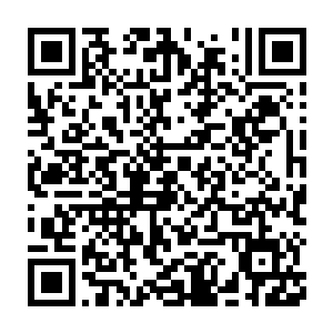 并且两本书现在都还静静躺在神功盛德光明至大圣教主的枕箱之中……二维码生成