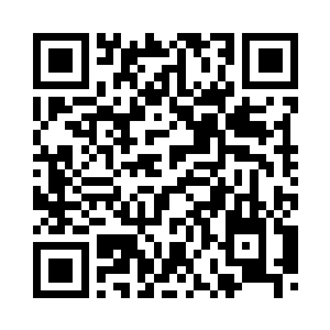 并且从位置和其它行人的态度来看二维码生成