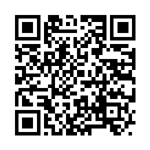 并且在不起眼的地方还刻着一个玄奥的二维码生成