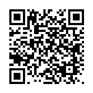 并且如同闲庭信步一样走在了水面上二维码生成