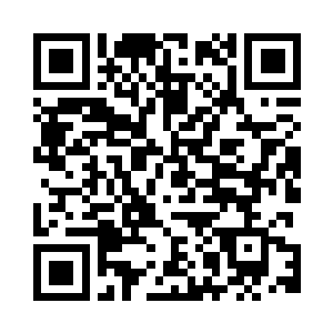 并且已经设好了计等那个白衣男人二维码生成