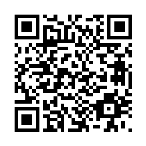 并且是直线型地就往傻妞手脉上扣去二维码生成