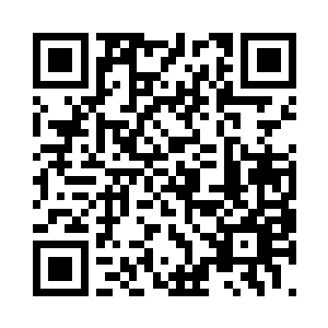 并且红光满面的开始忙碌起装点督军府二维码生成