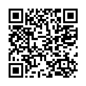 并且还时不时的扇动背后的薄膜羽翼二维码生成