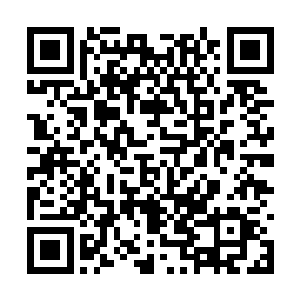 并且送上一份相当重的贺礼……礼单上的某些东西二维码生成