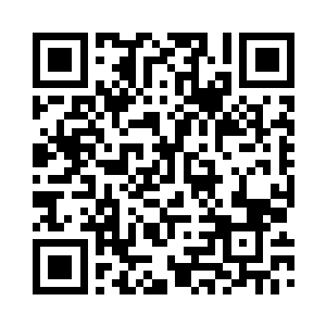 并没有像其他队友那样上去称赞荣光二维码生成