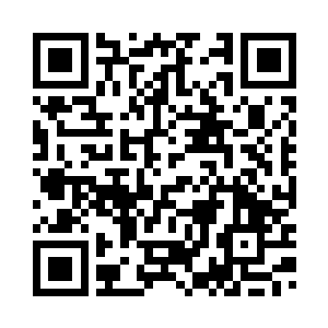 并用眼神示意身后的手下去给开门二维码生成