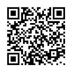 广仲的剑指直接落到了冷轩的钢拳上二维码生成