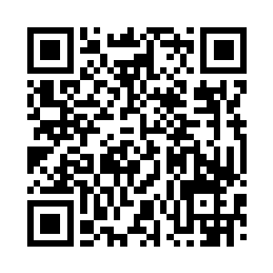 开始将戒指内侧粗糙的地方来回的摩擦二维码生成