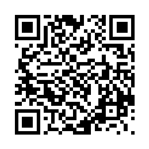 张立武带来的一帮人除了县局重案组的二维码生成