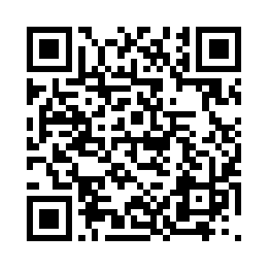 张紫萱已把嘴唇上一小撮胡子揭下来二维码生成