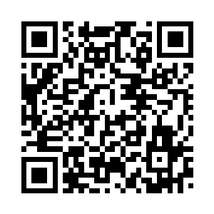 张铁和他手下的士兵们安静的趴着二维码生成