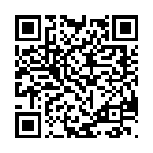 强大的气势瞬间就从帝刀上绽放了开来二维码生成