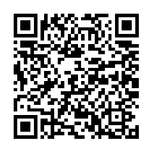 当他们和武装基地侧方的防守人员打的热火朝天的时候二维码生成
