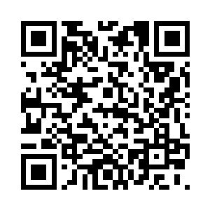 当双脚踏上最后一阶台阶之上的时候二维码生成