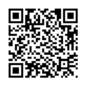 当奥兰多主动亲吻布拉德皮特的时候二维码生成