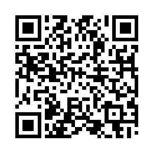 当她在闸口看见了某个戴着鸭舌帽的高大男子二维码生成