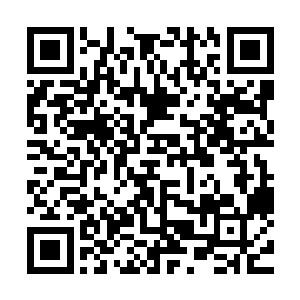 当年驻守边疆的南宫老爷子冒险将南宫夫人送到魔界边界生产二维码生成