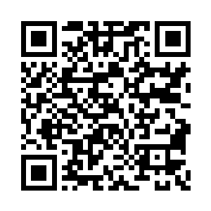 当时她一定是痛迷糊了脑子才会不小心划下去二维码生成