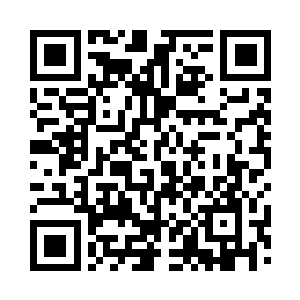 当李耀从泥土深处挖掘出三台早就耗尽能量二维码生成