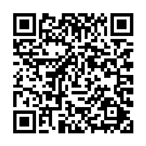 当那神秘女声操纵着黑骷髅巨神兵向他们发动屠杀时二维码生成