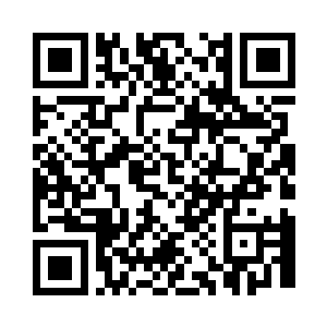 当雨果提起好莱坞那些利益至上的事时二维码生成