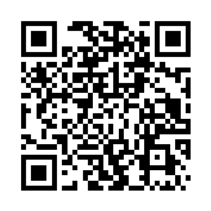 彭海波是个面容清癯黝黑的中年男子二维码生成