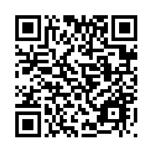 很乖巧的给张华还有童敏礼貌问好二维码生成