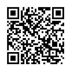 很仗义的从包包里摸出一根棒棒糖二维码生成