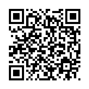 很多支弩箭擦着黑龙的鳞片飞了过去二维码生成