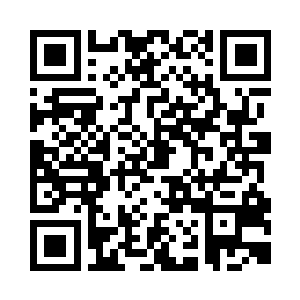 很少开口说话的玄色长袍老者一声咳嗽二维码生成