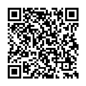 很快就将慕容夙身边的几个贴身护卫控制了起来二维码生成