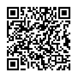 很清晰地传入到每一个看得到这个场面的人的眼中二维码生成