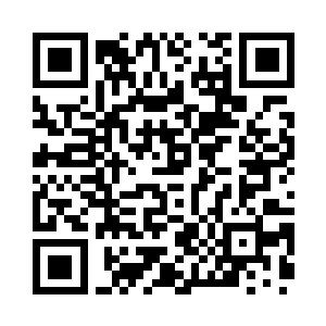微小的空间波动令那两个长老感应到二维码生成