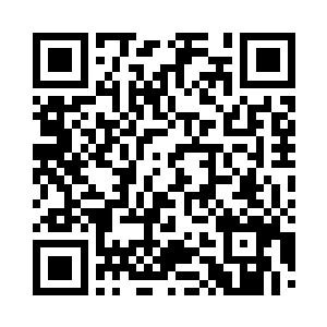 心里嘀咕那妞不会还在生气不肯见自己二维码生成