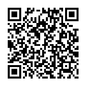 忙内徐贤看着从房间里出来的崔秀英也愣了一下二维码生成