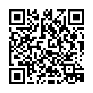 快速的移动它那比水水桶还要更加粗壮的身体二维码生成