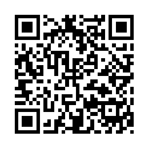 忽然目光定在卷纸背面画了的一副小像上二维码生成