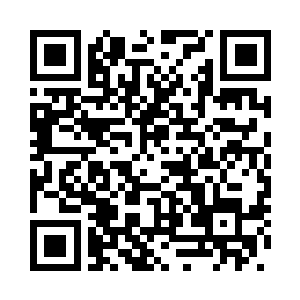 怀柔紧紧的看着站在前面的陈景皓二维码生成