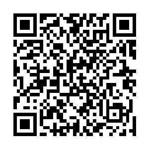 怒气更是瞬间暴涨……直接就一掌拍在了达文波特的身上二维码生成