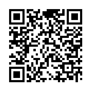 思绪乱飘的流墨墨和雪如楼也正色了起来二维码生成