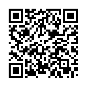 恐怕都会忍不住上来扇他两耳刮子二维码生成